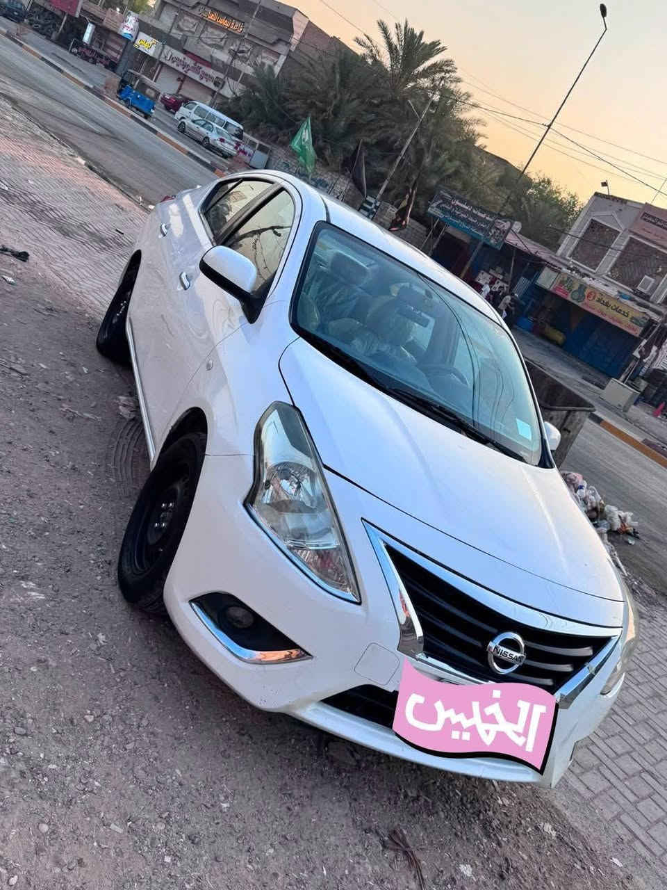 سلام عليكم نيسان سني هندي اصل بليته زركه 
رقم اربيل بسمي تحويل او وكاله رقم جديد سنويه جديده كامله وجاهزه السياره مكينه كير تبريد حداده كهربائيات كفاله عامه 
الضرر موضح بلسونار نضيفه وجديده السياره مابيه نقص برغي 
السعر ١٠٠$وبيه مجال قليل بدون زحمه عليك السعر ميفيدك عوف المنشور السوك والكروبات كلشي بي والسعر التريده انته 
والسياره مال جناي ماشيه ١٣٠ألف المكان بغداد البياع حي العلام 
التصال *********** واتس اب وتصال خط فقط تعجبك السياره والسعر يعجبك اخليك علئ راسي ميعجبنك اعبر المنشور تحياتي للجميع

نص مكتوب في الصور:
- الخميس
- خلیج