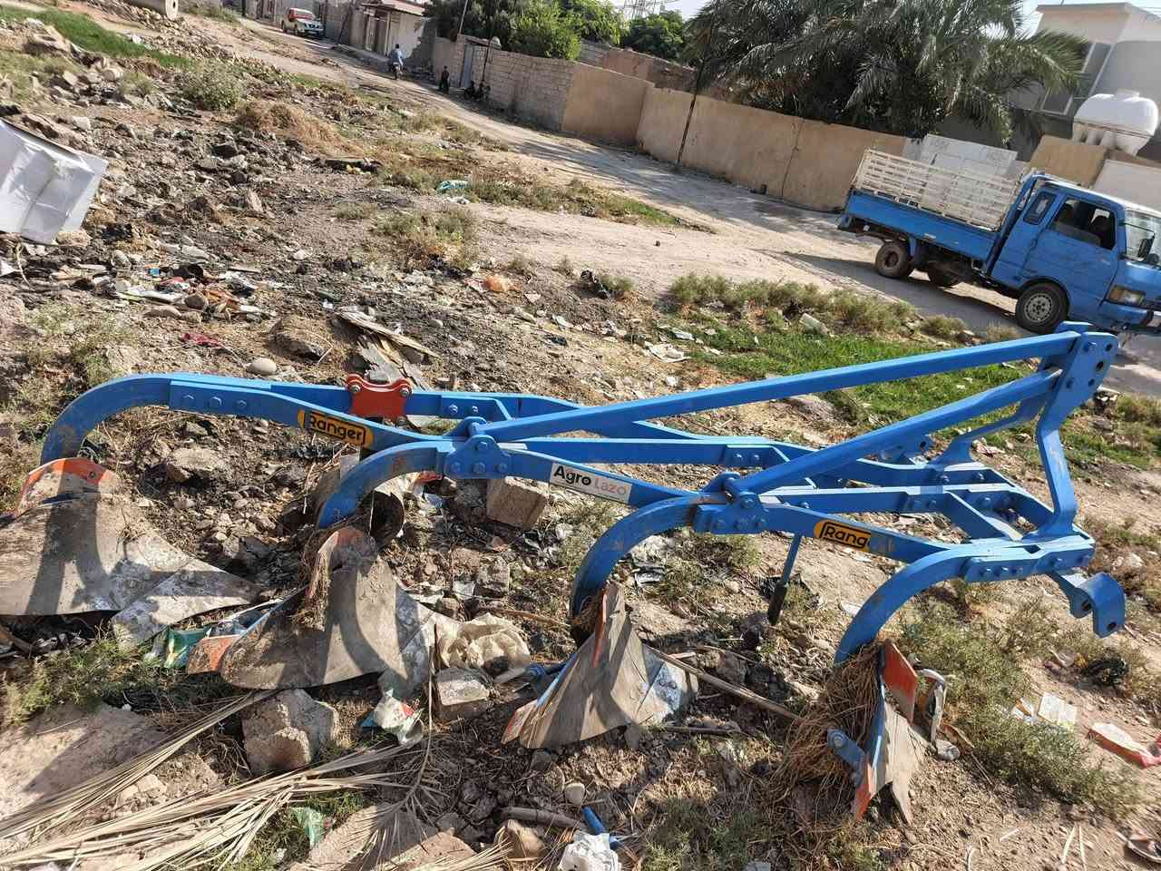 سلام عليكم فدان جديد ستعمال شي قليل حجم 12تركي سعر 2500وبي مجال قليل مكاني ديالى شهربان رقم ***********
