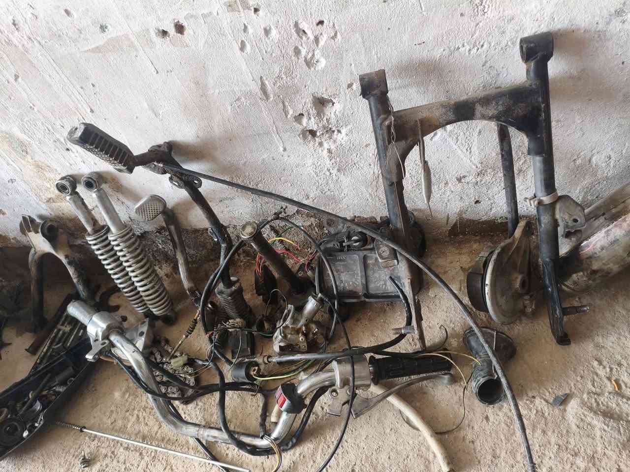 قطع غيار • مستعملة • للبيع