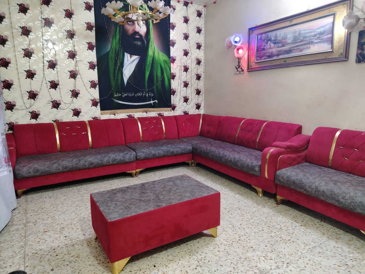 ديوان 11 مقعد إستخدام قليل تفصال 250 وبي مجال بلعبيدي ***********
