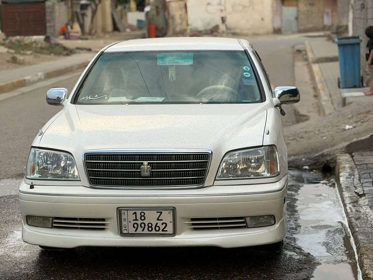 كراون ملكه • ٩٩ • رقم بابل