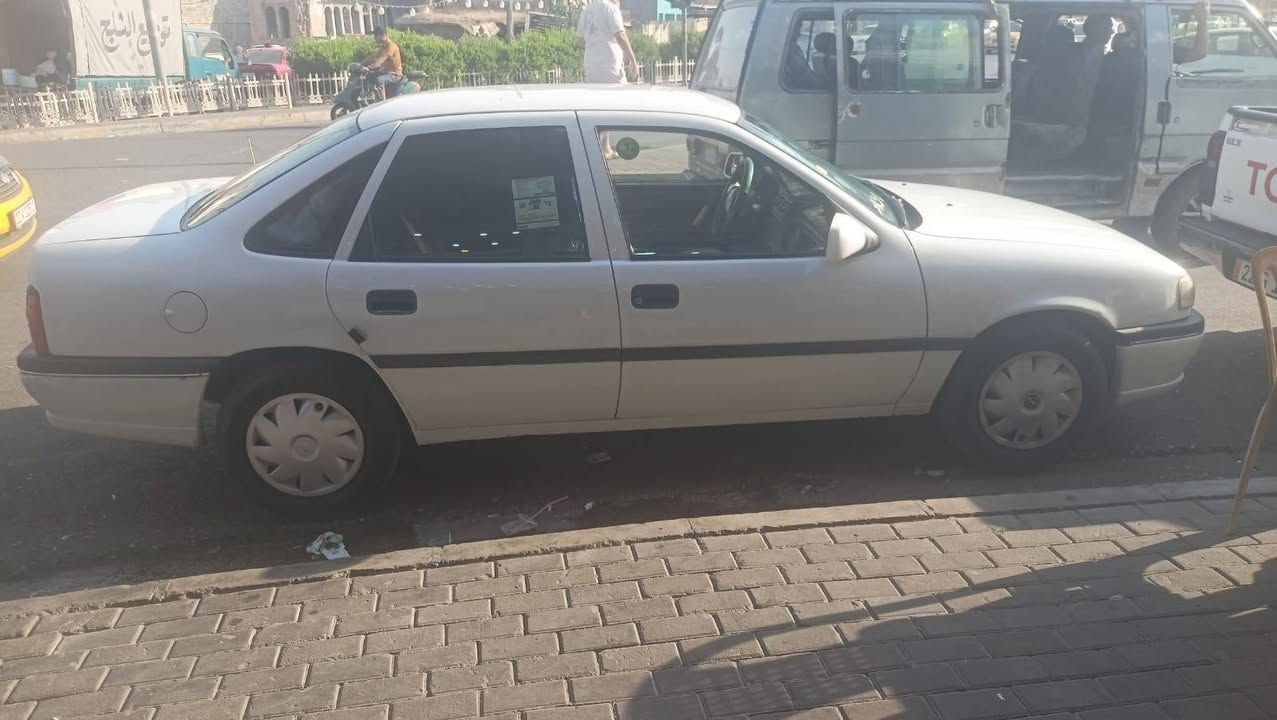 للبيع فكترا حجم ١٨  توماتيك
موديل ٩١
السعر ٤٢ وبيها مجال 
للأستفسار الاتصال ع الرقم
***********
