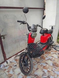 دراجة كهربائية • نقص بطاريات • بيها مجال
