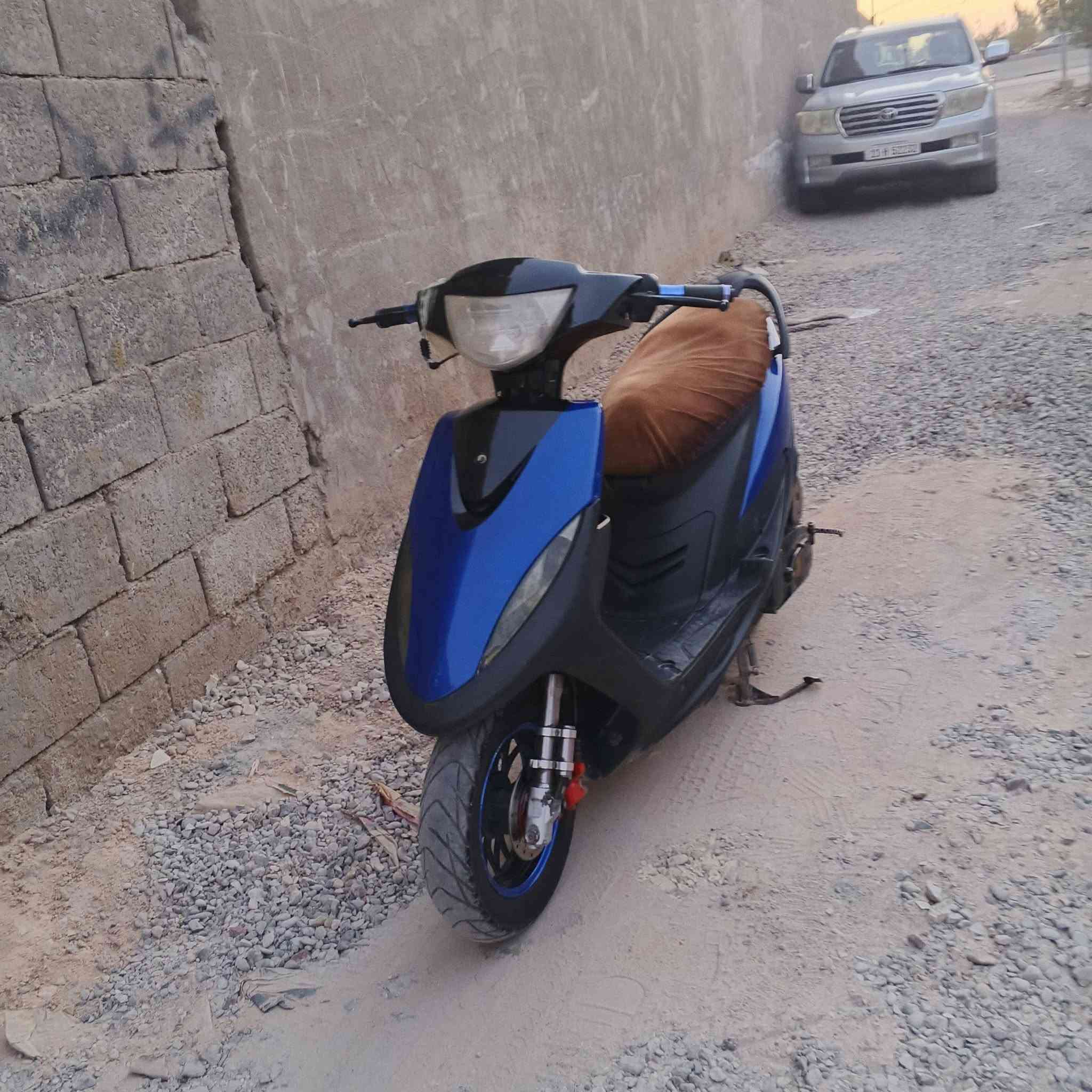 سلام عليكم دراجه ماكس عدلة البيع بوشة ٤٩بلادي ما مفتوحة كفالة وبيه اوراق اصوليه ختم عل الكفرات ختم شاصي كاملة مكملة سلف هندر اشاير بك لايت لايت زنون خير من الله نقص صلنصة طاكه الفلاتر بيه ويل نجمة وقبك فلاين وقطرة دهن رياضي مكاني بغداد قرب جزيرة بغداد السياحية تفاصيل ***********

