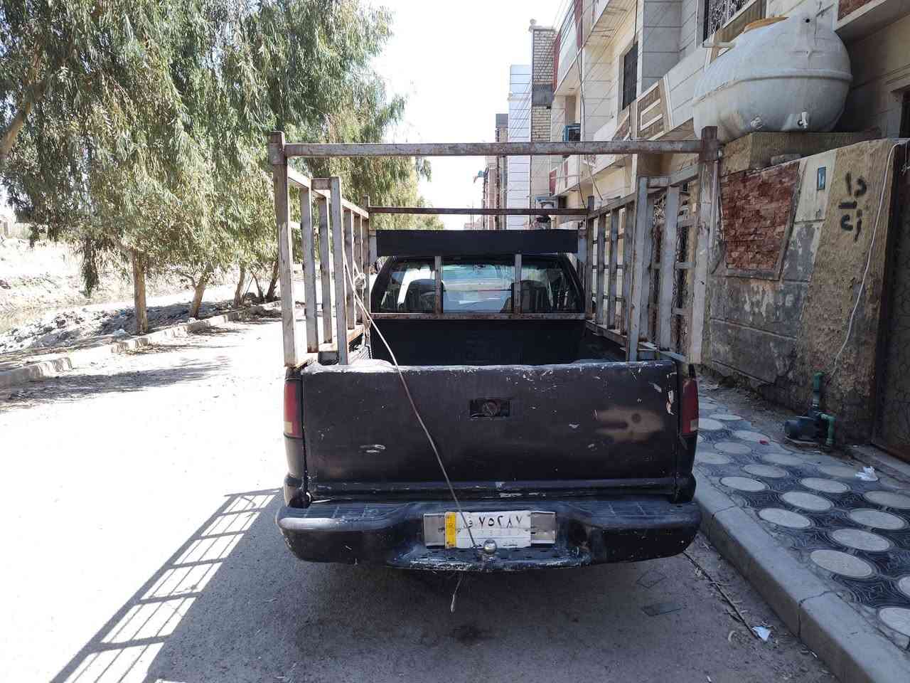 السلام عليكم
بيكم شوفر للبيع 

موديل 2000 مكينة وكير لاند كروز المكينة فارة يطغ شغالة بس بيها صوت الكير والاكسل جدد صدر امامي جديد تخم تاير جديد

السيارة ماشي بمعاملتها مال تحويل وما كملتها وراعيها تيهتة يعني ابيعلك هالموجود

السعر 25

مكاني بغداد الشعب 

***********
