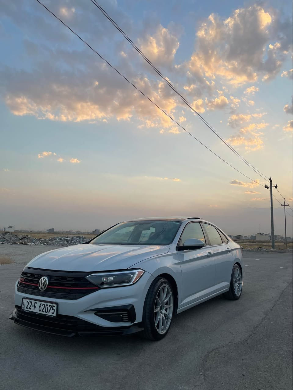 VW jeta 2019
سەیارەکی زۆر جوانو بەرچاوە  2پارچەی ئەمریکای هەیە بۆنیتو چاملغ و چاملغەکی دواوەش لەسەر پەڵەیەک بۆیاغ کراوەتەوە بۆ جوانی یانی ٣ پارچە بێ ئێرباگ بێ ژۆری دو سێ جێشی پی دی ئاڕە گێر مەکینە بە شەرت  ویلی  oz لەسەرە
شوتەو سیستەم گزۆزی مارکەی کۆڕسای لەسەرە سەوتەکی زۆر خۆشی هەیە کامل کرایتە gli
مەسروفەکی چاکی لێ کرایە نرخی١٣٥ مەجال ڕەقەمی خاوەنی *********** أربيل, العراق
