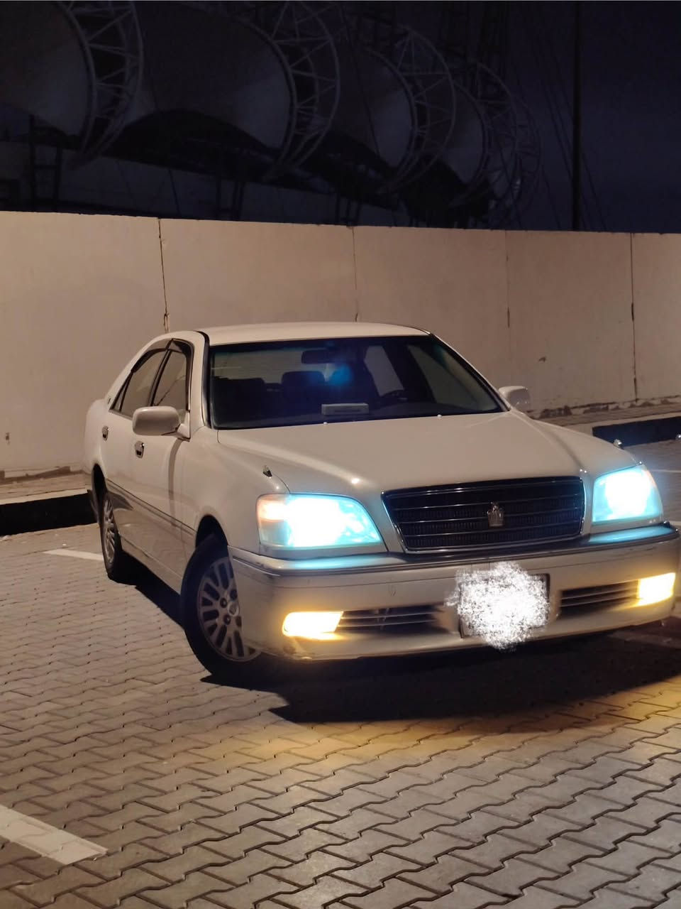 كراون جنون • محرك VVT • نضيفه