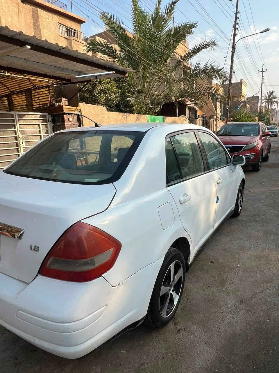 نيسان تيدا ٢٠١٢ خليجي 
مكينة ١٨٠٠
اربعة جام كهرباء
ويل كب بلادي
صدر جديد
داخله نظيف 
سيارة حلوه وممتعوبة
بيه طخطخات ومصبوغه حزام ضربة قوية مبيه بأسمنه مكانه بغداد
السعر  ٧٠
***********
اخواني مكلف بالنشر اعتذر منكم مكلف بالنشر دزولي الكليشة نشرته اتصلو ع صاحب الرقم
