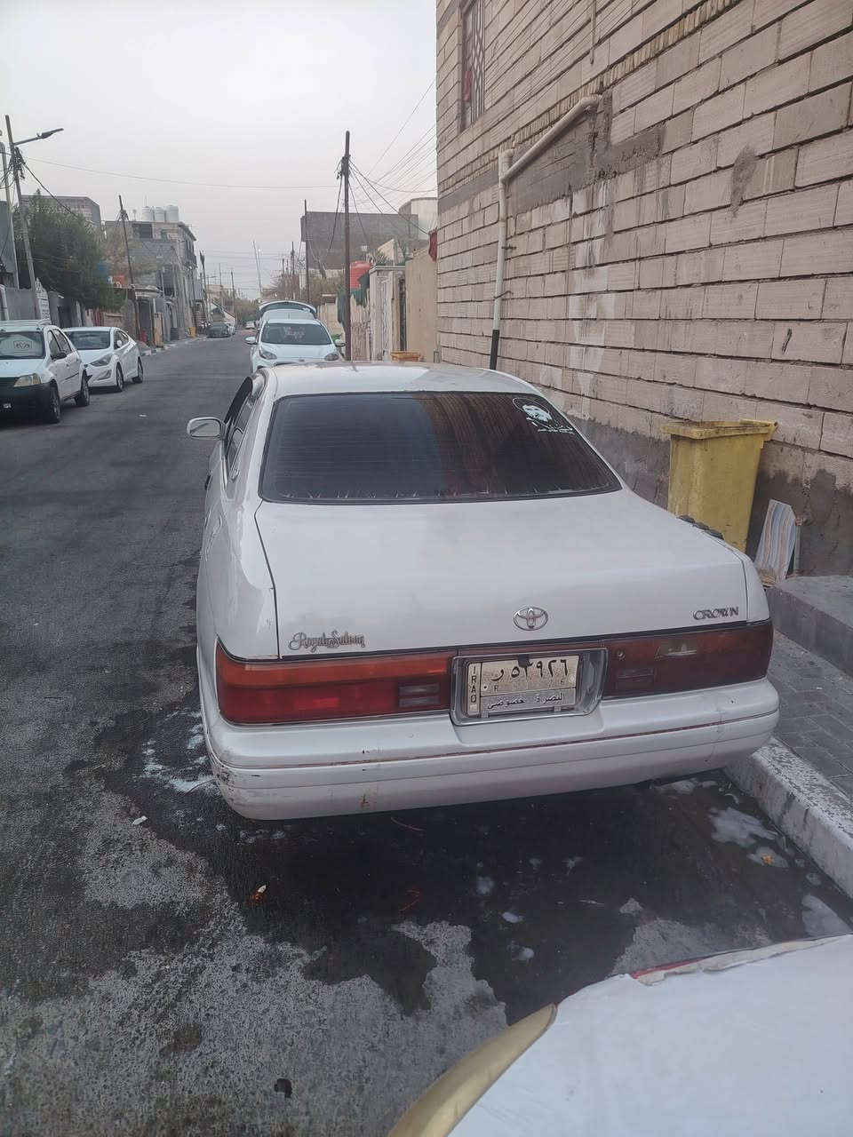 سلام عليكم كراون بطه فصل  لون لؤلؤي موديل 93 كير مكينه جدد تبريدهه عوزه بس بوريات كبريسر شغال  بديهه حلوو سنويتهه مامنتهيه  كهربائيات كلهه شغاله حداده نعمه من الله سعر 45 المكان بصره القبله شارع المدارس  رقم ***********
