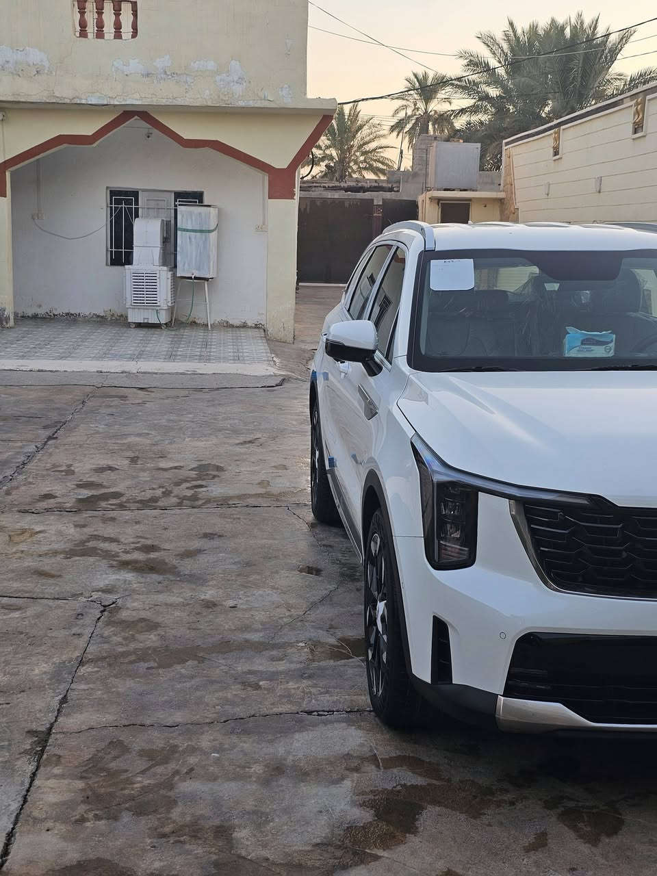 سورنتو ٢٠٢٦ رقم بغداد ماشيه ٥٣٠٠ مواصفات داتا شو ٥كامرات ويل ٢٠ كشنات جلد تدفئة وتبريد تحكم بالريموت سيارة بعده بحالة الوكالة السعر ٣٤٨ بيه مجال بسيط العنوان ديالى/سراجق ***********
