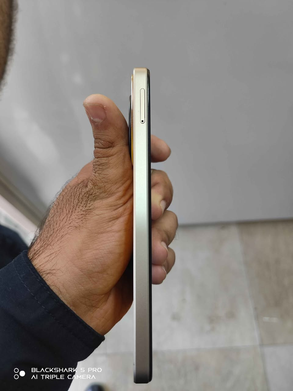 Nubia music
128GB
Ram 4+4
Zor xawena
Ashyay lagal nya
Kota nrxi 125 hazara 
***********
La karkukm gayandn haya bo hamu shwene
..........
Nubia music
128كيكا
رام4+4
بحالة الوكالة
بدون ملحقات
قفله125الف
مكاني كركوك توصيل متوفر لكل عراق
*********** كركوك, العراق

نص مكتوب في الصور:
- BLACKSHARK 5 PRO
- AI TRIPLE CAMERA
- BLACKSHARK 5 PRO AI TRIPLE CAMERA
- N ١١:٣٩ لمحة عن الهاتف اسم الجهاز nubia N الطراز Z2353 13 MyOS إسدار Android 13 سعة ذاكرة RAM 4 GB + 4 GB المعلومات القانونية ٨٦٨٦٥١٠٧٢٣٥٨٢١ IMEI ١ ٨٦٨٦٥١٠٧٢٣٧٨٦١٦ IMEI ٢ MyOS13.0.1_Z2353_AE رقم الإصدار ثماني النواة الحد SC9863A CPU ١,٦GHz الأقصى المجموع ١٢٨,٠٠ غيغابايت سعة ذاكرة ROM متوفرة ١١٠,٥٥ غيغابايت BLACKSHARK 5 PRO AI TRIPLE CAMERA