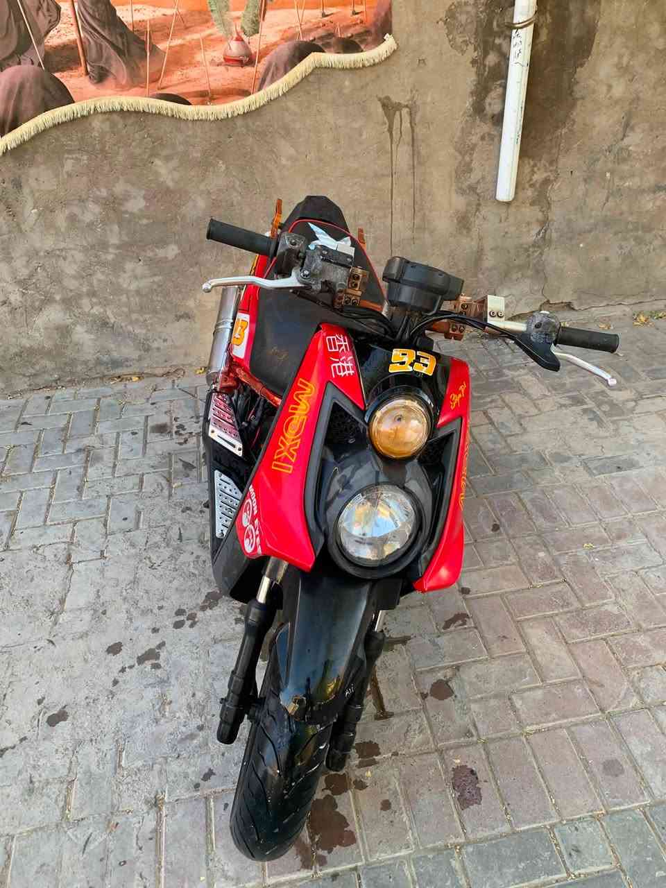 سلام عليكم سكنس جبلي دراجه نضيفه لا تنقيص لا تبخير مداراه دهن موتل كل 20 يوم بانزين محسن فلتر شوته ويه كل تبديله دهن شلعه ومعدل تشك الكاع  التزويد العليها

ستيرن 4 قطع مال كاوسكي 
صالنصة مال كاوسكي ام الحساس
قبق كلجات رياضي  
قبق فلاوين  توبو  
دوسات بصمة شركة توبو 
سبايدرات شركة توبو  
قاعدت رقم
بك لايت r6 اصلي 
كلجات تايوان 
ملقط رياضي شركه  k & s
الدراجه بل واقع احله من الصور بهواي
للعم التزويد العليها كله مال تفصيخ يعني مبيها قطعه تجاري
بيها نقص براغي بس
والدراجه شوفت عينك
التواصل  واتساب فقط رقم ***********
