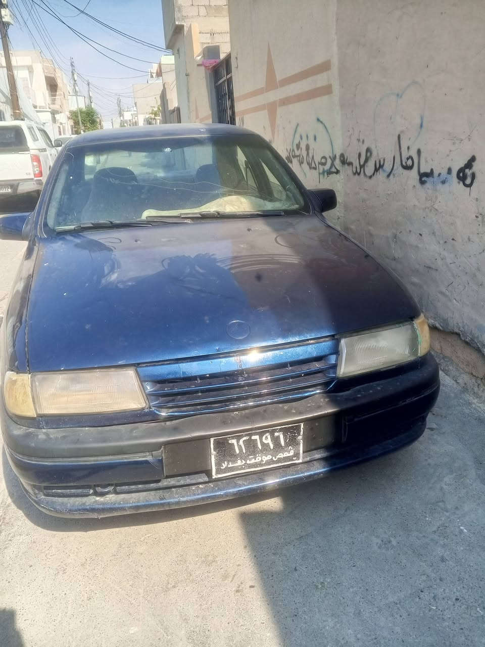 اپل فيكترا مةكينة ١٦ رةنكي نيلي عام كراوة بؤجواني 
سةنةوي وةكالةي لةگةلة بةشةرتي اوليات كيشةي مةدةني 
سعري ٦گةلاو قفلي
***********
***********
