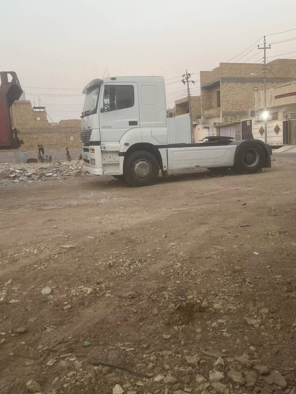 سلام عليكم سياره كسور البيع مديل 2004 كير عادي قاليج  بسمي تحويل اكسن برينه مسزوج العربانه تخم تاير التفاصيل التصال ع الرقم *********** ماتوجد ع الفيس واتساب موجود مسان العماره
