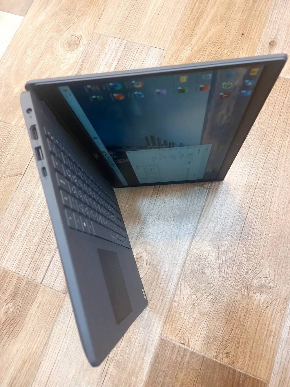 ديل Latitude 3510 • جيل عاشر • 15.6 FHD