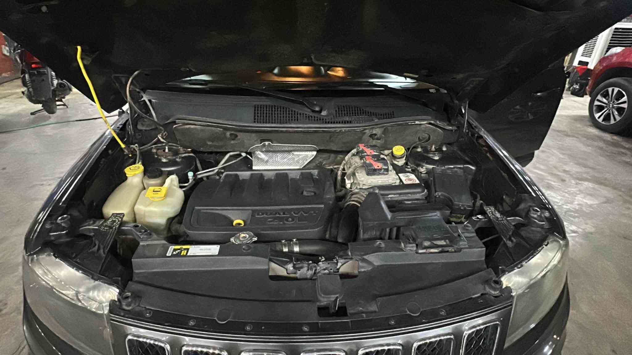السلام عليكم
جيب كومباس موديل 15
ماشيه 84
رقم بغداد باسمي تحويل نفس اليوم 
سياره كلين قطره صبغ مابيها 
بيها جراد بلبنيد وباب الجنطه 
سياره جديده وجاهزه 
تخم تاير جديد
حداديه صدركله جديد 
كفاله عامه كير مكينه 
تدفئه تبريد سياره خير من الله مكاني بغداد غزاليه 
***********
سعر 113 وبيها مجال حك الجيه
