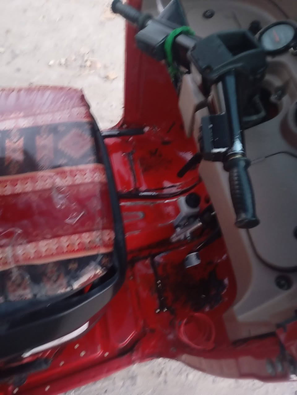 سلام عليكم تيك توك للبيع موديل 18 رقمه سنويه باسمي نظيفه مكانه بغداد الرقم ***********
