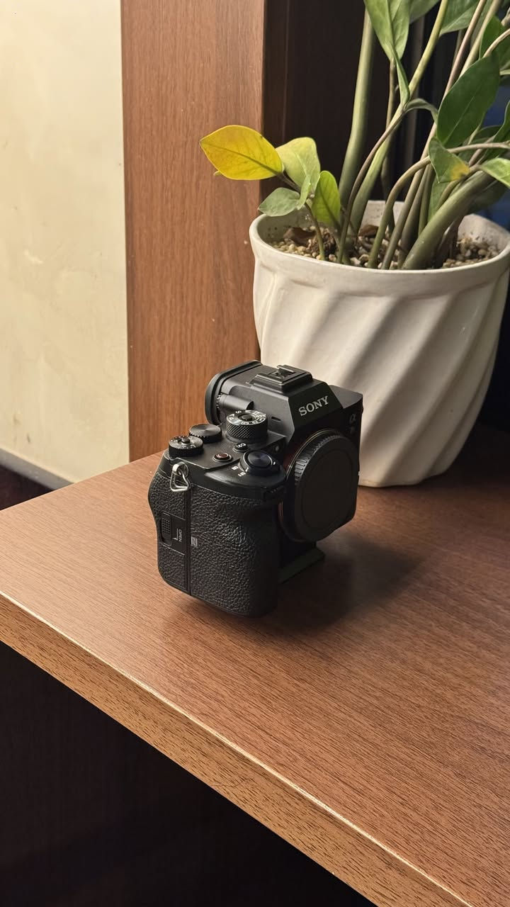 سوني A7SIII • ٧٠٠٠صوره • باكيتها