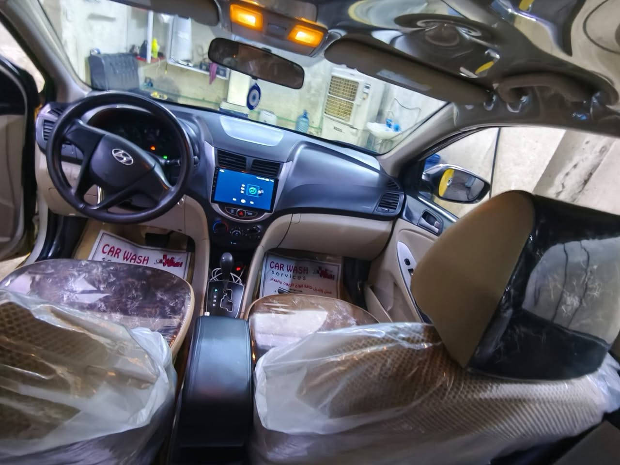 للبيع سياره اكسنت موديل ٢٠١٦
وارد امريكي مكينه 1600

مكينه ع فحص لاتنقيص ولاتبخير  
 كير  وحداديه خير من الله  
تبريد ثلج منظومه تبريد جديده من أكبر شي بمنظومة التبريد لأصغر شي كله بدلته جديد 
دوشمه جديده 
شاشه 
راديتر جديد ومروحه جديدة وماء راديتر اخضر شركة
تخم نوزلات وتخم بلكات جديده ع الفحص
سياره حادثها من امريكا جاملغ السائق
مكفولة من لغد شاصي مكفولات كفاله
وهنا بالعراق جددت الدعاميات وصبغتهن اصفر

عليها غرامه ٧٠٠ الف وتنزل من السعر بعد الاتفاق 

السعر ٨٥ وبيها مجال أن شاء الله للشراي 
للتواصل/ اتصال+ واتساب
***********
