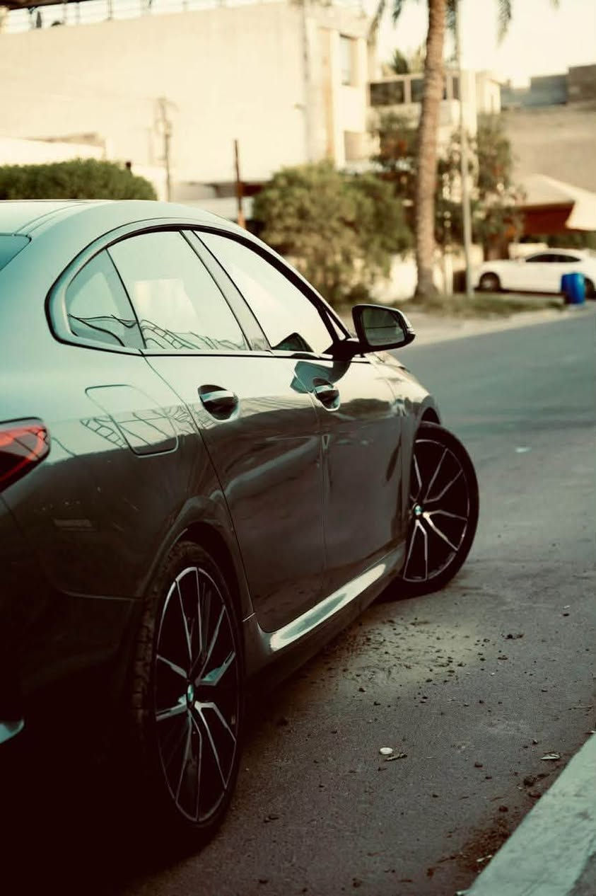 بيع مستعجل متوازي
للبيع bmw الفئة الثانية 228i 2022  
السيارة m بكج بلادي ويل 19 بلادي 
بدون ايرباك حادث خفيف صور الحادث بالمنشور
 فول مواصفات ماشية 39 ميل 
رقم اربيل مميز ب اسمي تحويل ثاني يوم
بدون نقص برغي صفر مسج 
تخم تاير امامي جديد باتري agm سعرة 300 البارحة شديتة
السعر 210 الشراي يتصل ***********
مكاني بغداد شارع فلسطين بيع فقط بدون مراوس
