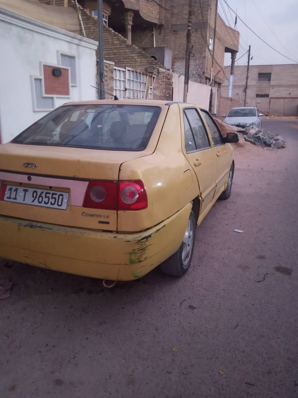 للبيع شيري كوين 2011 بغداد انكليزي سنوية ل 2030 خير من الله السيارة بيهه جبنة كير وتجفيت مشط ستيرن وللعوز اريد ابيعهه السعر 16 ورقة وورقة طايحة للجبنة والمشط يعني السعر 15 ورقة السيارة مكانهه الرئاسة العبيدي للاستفسار اتصال ***********
