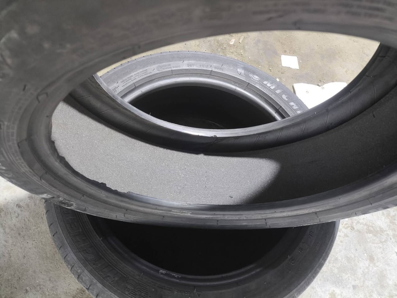 اللهم صلّ على محمد وآل محمد..
بسم الله توكلت على الله ولا حول ولا قوة إلا بالله العلي العظيم.
زبائننا الكرام وأصحاب المركبات، تم بعون الله وفضله وصول وجبة جديدة ومميزة من الإطارات البالة (اليابانية والكورية) بحالة ممتازة جداً ونقشات نظيفة.
يتوفر لدينا تشكيلة واسعة من القياسات والمناشئ العالمية لتناسب جميع أنواع السيارات وبأسعار تنافسية ومناسبة للجميع.
لا تفوتوا الفرصة لاختيار الإطار الأنسب لمركبتكم وضمان السلامة على الطريق.
📍 الموقع: الحصوة، [طريق بغداد قرب زنود الست ياس الحمداني]
📞 للاستفسار والحجز: [*********** او ***********] أو عبر رسائل الصفحة.
نسأل الله لنا ولكم الرزق الوفير والعمل المبارك، أهلاً بكم جميعاً.
