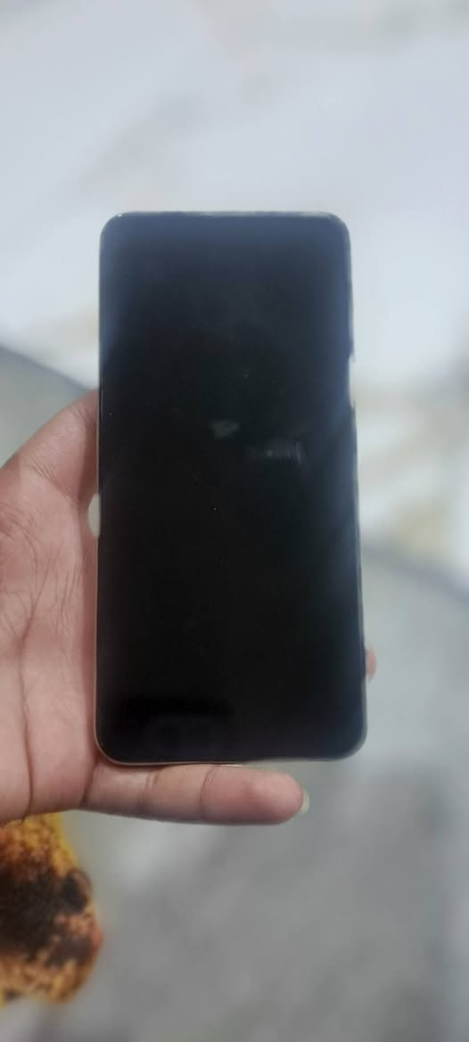 السلام عليكم جهاز للبيع هواوي جهاز شرط ما مفتوح جهاز ابلادي او جديد كلشي شغال ذاكره 128 سعر 120 رقمي ***********
