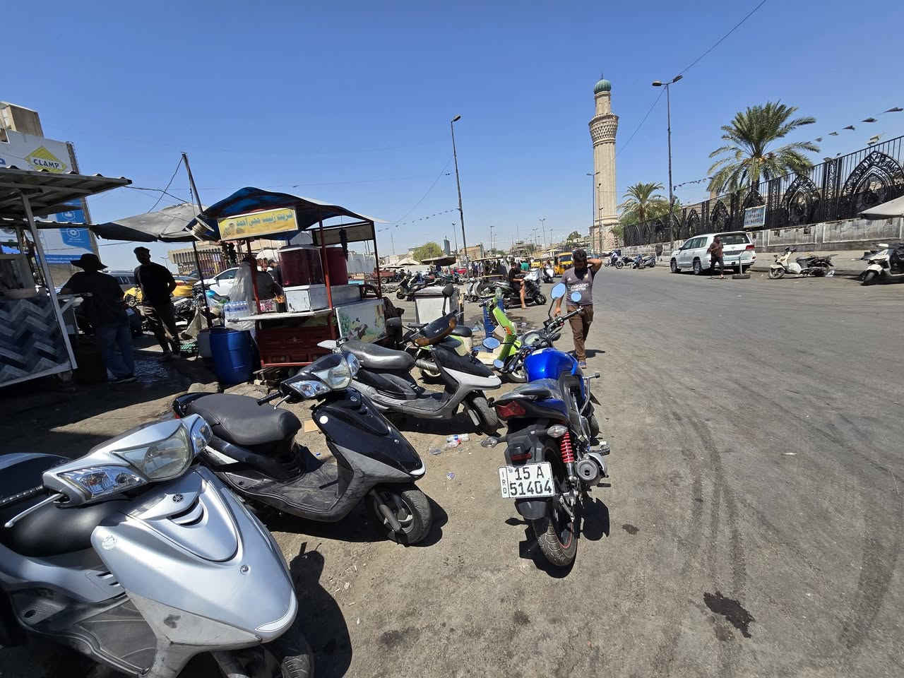 موديل 2023 مرقم لوحات انكليزي بيها ضرر خفيف لايت وشخوط بسيطه سعر 17 الا ربع رقمي *********** بي واتس اب
