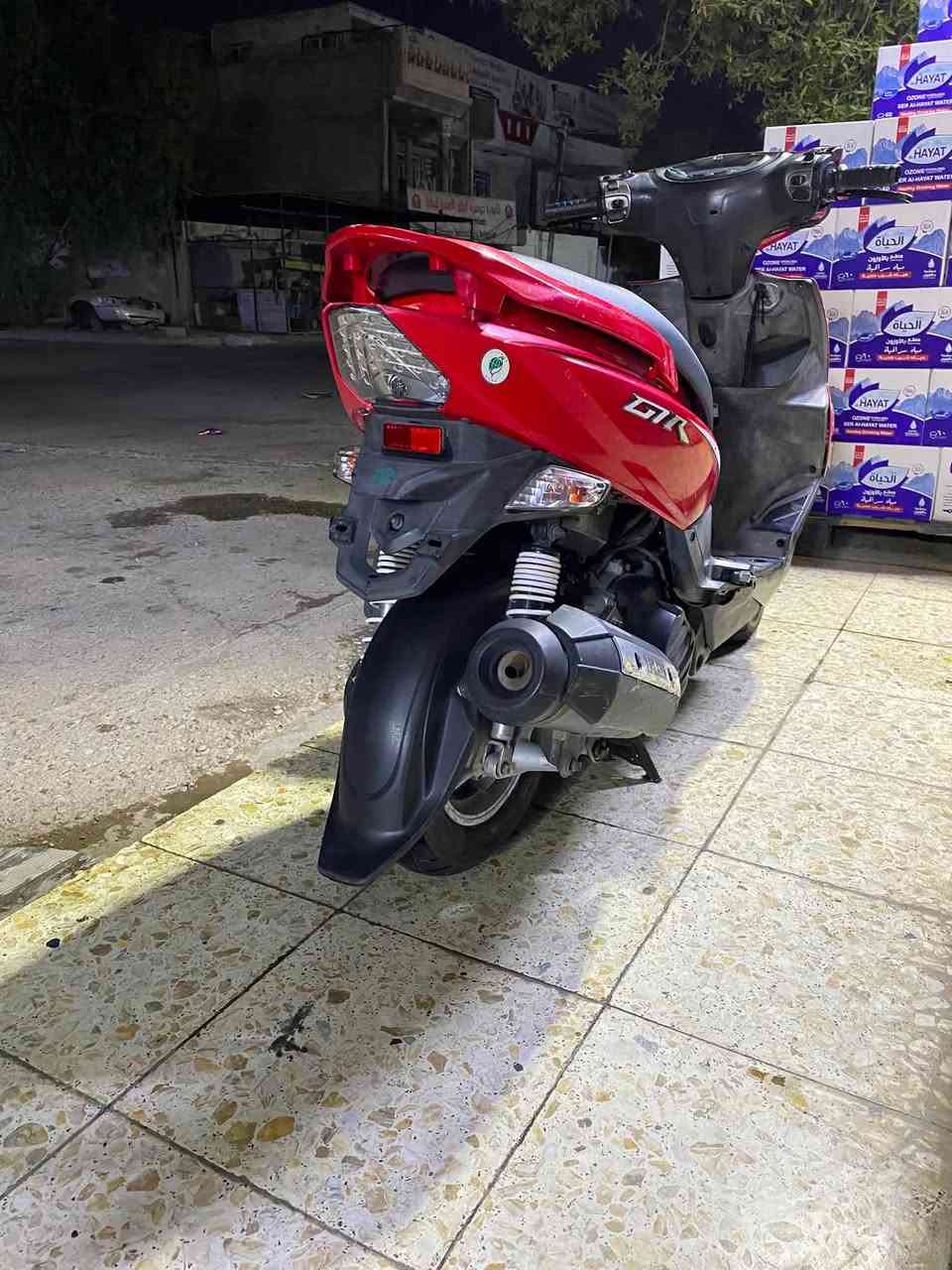 سلام عليكم للبيع GTR بلادي وكالة مكفولة كفالة عامة رمبة دراجة العنوان بغداد جكوك السعر مليون 50 وبيه مجال ***********
