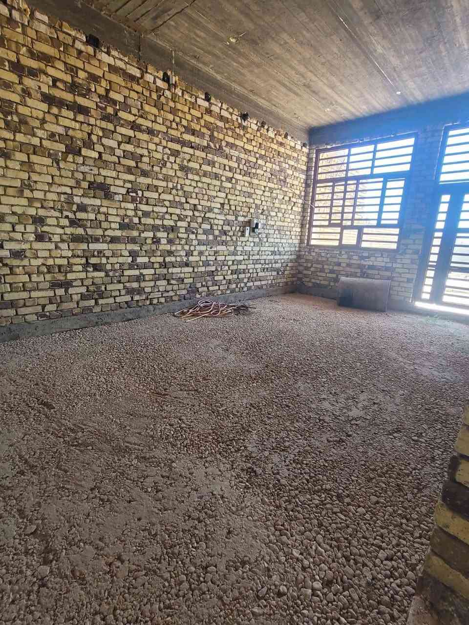 هيكل للبيع طابو زراعي سند 25

 المساحه 500 متر البناء 200 متر وترك 

حديقه 300 متر البيت بيه 3 غرف اول غرفه 5 اب 5 

ثاني غرفه  5 اب 5  ثالث غرفه 4 اب 3 و المطبخ 4 اب 4

صاله العرض 6 ونص في 8 الستقبال 4 في 6 ونص 

صحيات داخليه وخارجيه شبكت تئسيس كهرباء موجوده 

كهرباء ماء موجود بناء البيت حديث موقع البيت بدايت

بزل حجي علي يم السيطرة القديمه عرض الشارع 15متر 

الاستفسار اكثر الاتصال على رقم ***********
