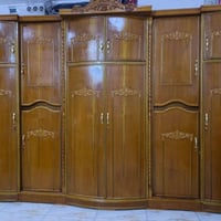 نظيفة جدا • ارتفاع ٢٦٠سم • الحرية بغداد
