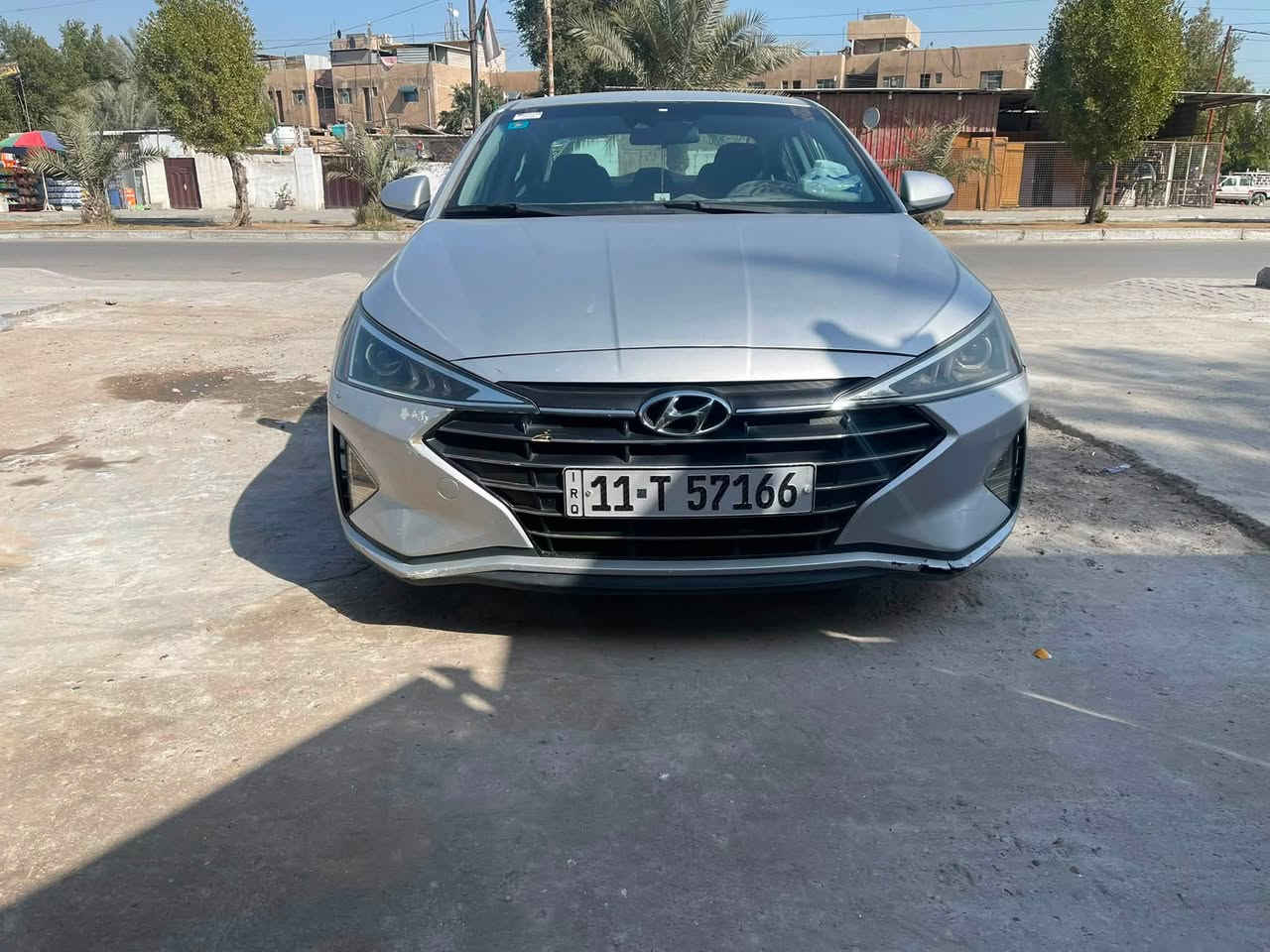 سلام عليكم النترى موديل 2019
موصفات نص فول شاشه حجم كبير 
رادرات تحكمات تحديد مسار 
نقطه عمياء ماشيه 120
بيه بنيد وجاملغ وجاملغ الخلفي  والجاملغ الخلفي ربعه صبغ. 
السعر 105
***********
