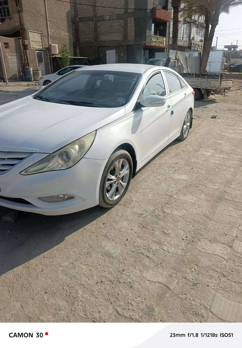 سوناتا ٢٠١١ رقم بابل بسمي خليجي سياره بيها صبغ بابين السايق والعبري مرشوشات بدون دواخل مكينتها ٢٠٠٠ مكينتها توني مسويها جديده تخم تاير حداديه سياره مال جناي سياره احلى من صوره بيها فابلون وجاملغ مو جراد الي ماشر عليه بل تصوير مكينا توني شادها صارلي يومين السعر ١٠٥ وبيها مجال حك الجيه الاتصال عله الرقم ***********
