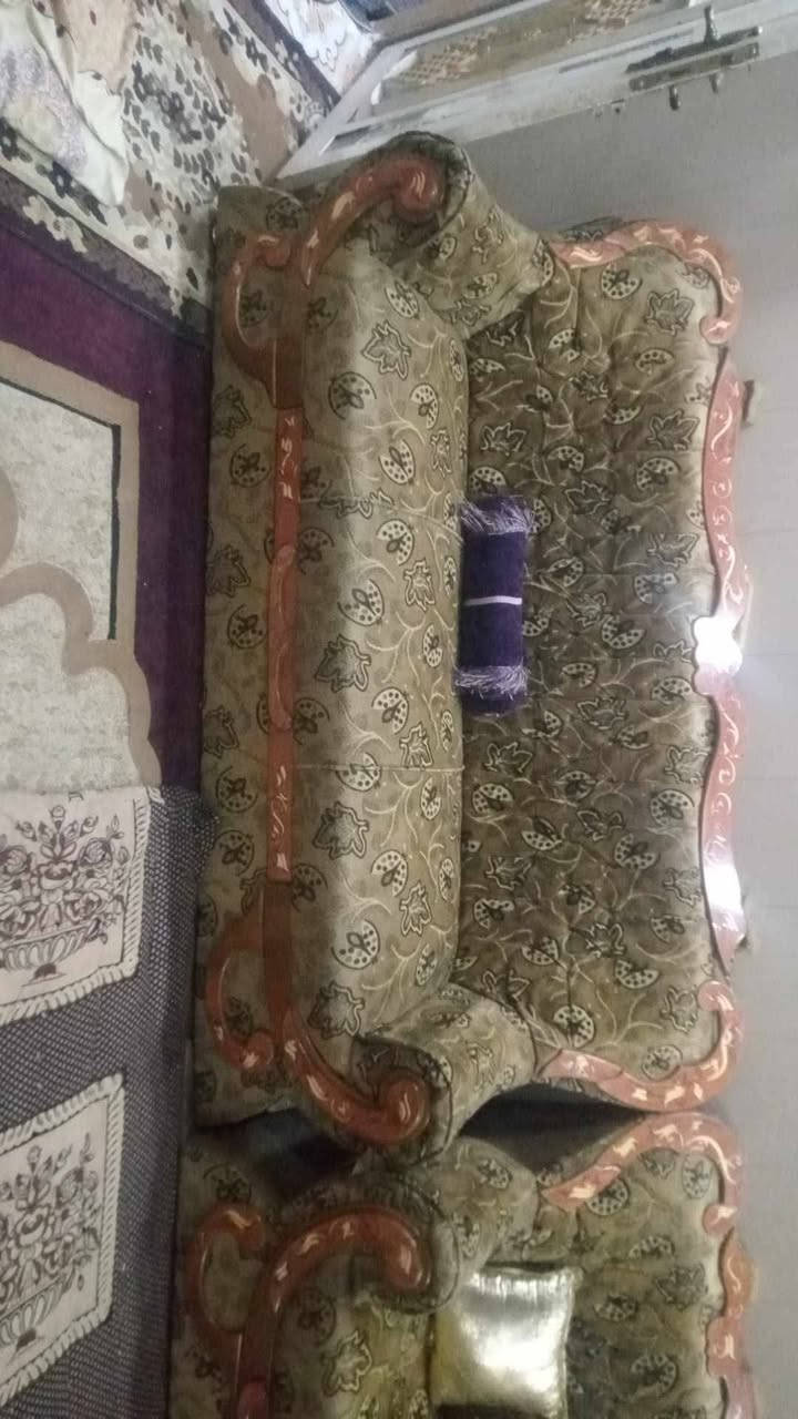 السلام عليكم
تخم للبيع نظيف وثقيل 6 قطع مثل ماموضح بالصور للاستفسار التواصل على هذا الرقم***********
