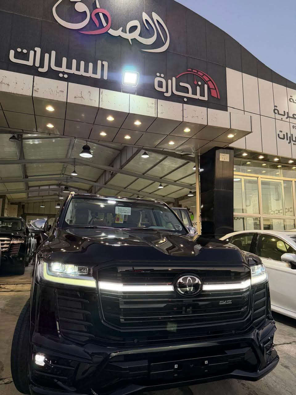 🔹السلام عليكم 

🔹تيوتا لاند كروز.  VX Limited S 

🔹عداد المسافه صفر كيلو متر 

🔹موديل 2026 

🔹نوع المحرك تنفس طبيعي (4000)

🔹العنوان : بغداد النهظه الشارع العام 

🔹للأستفسار اكثر على الارقام التاليه ***********
