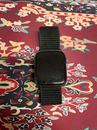 ساعة ابل جيل 6 حجم 44 بطاريه 68   السعر 130   العنوان بغداد الكرخ   07...