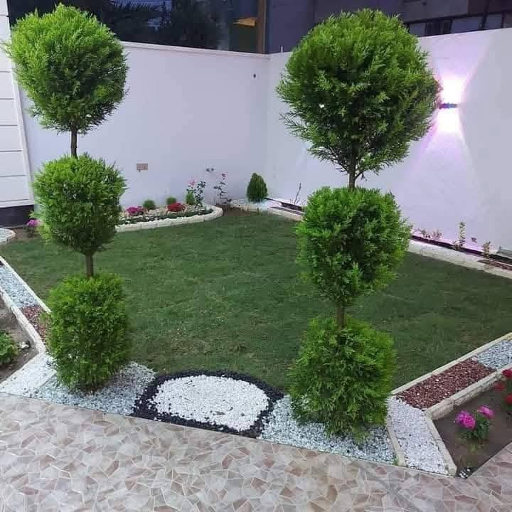 سلام عليكم اخوان يوجد عمل حدائق و ديكورات ومنضومات الري للمزارع ومطر اصطناعي متوفر اتصل على الرقم ***********

