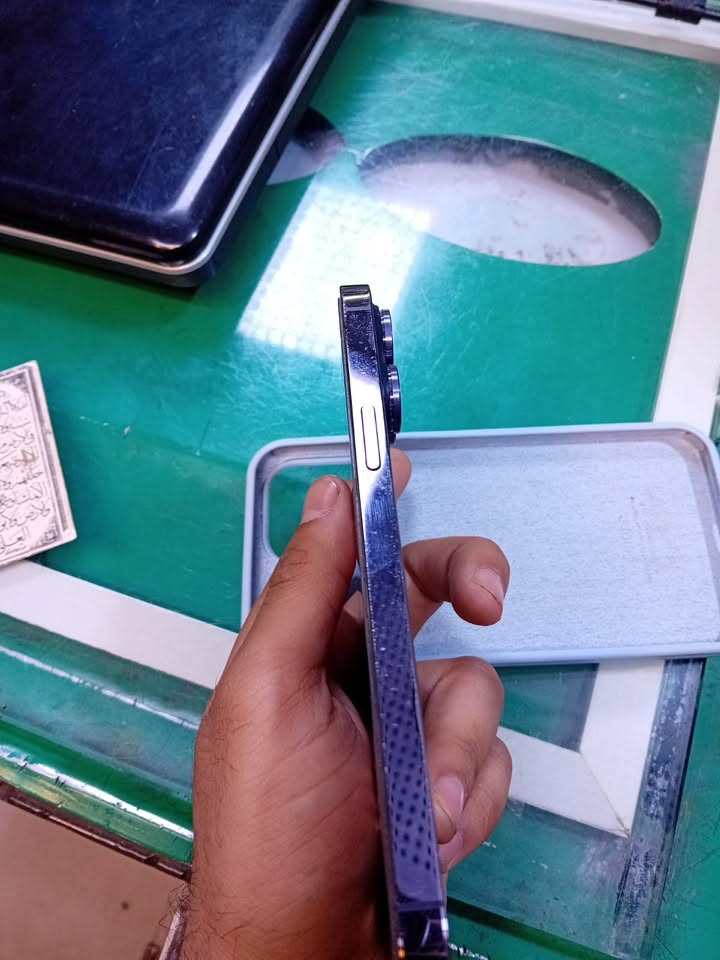 ايفون ١٤ برو ماكس • ٢٥٦ جيجا • بطارية ٨٨٪