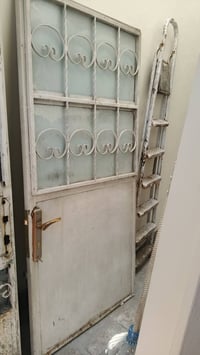 بغداد • ٤ أبواب • ٣ كتيبات