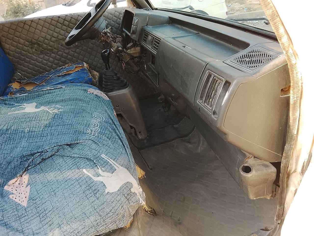 السلام عليكم مازده موديل 91 كير محرك ونجي كير عادي المكينه تبخر السعر 18 ورقه التفاصيل عالخاص مكاني بغداد ***********
