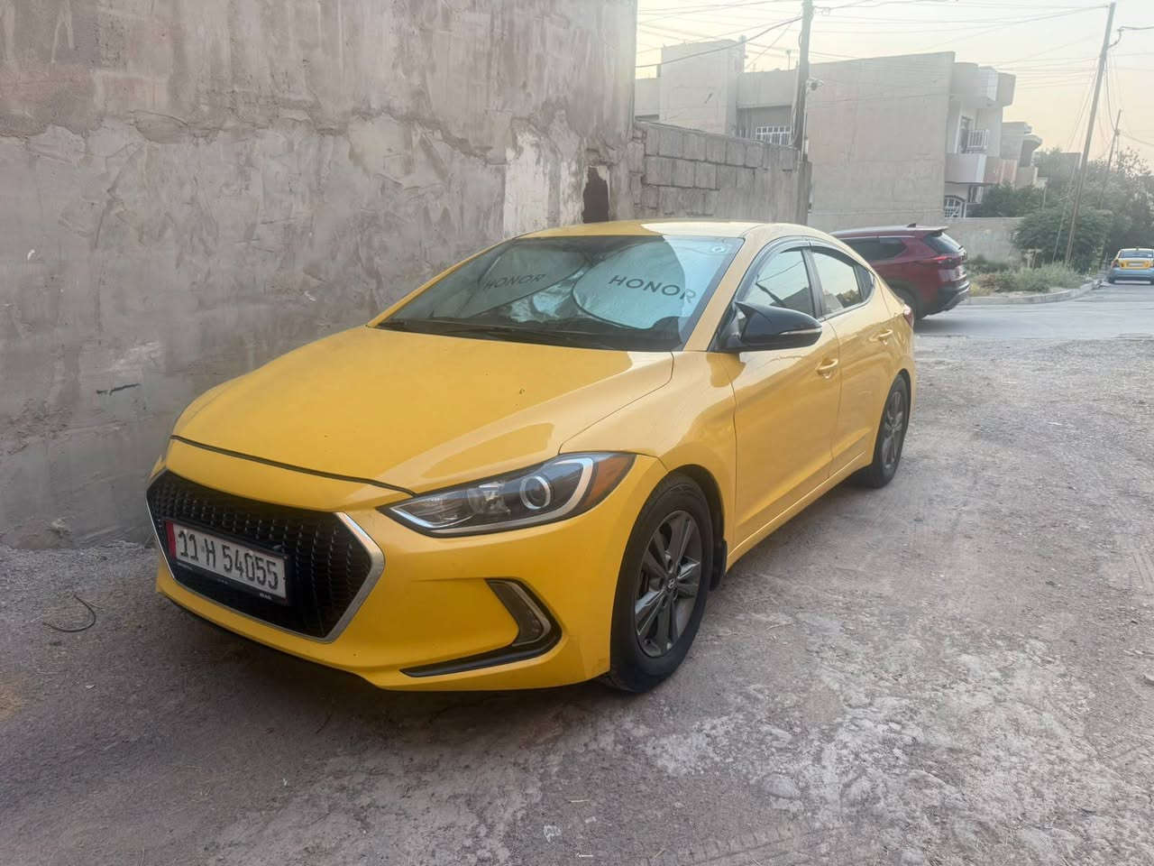 النترا 
موديل ٢٠١٨ 
فول تحكمات 
رادار جانبي 
رقم بغداد انكليزي 
سياره بدون دواخل فقط 
جاملغ اليمين الخلفي 
منظومه غاز 
طخم تايرات جديد 
صدر امامي جديد
صدر خلفي جديد
باتري جديد 
السعر 118$
***********
