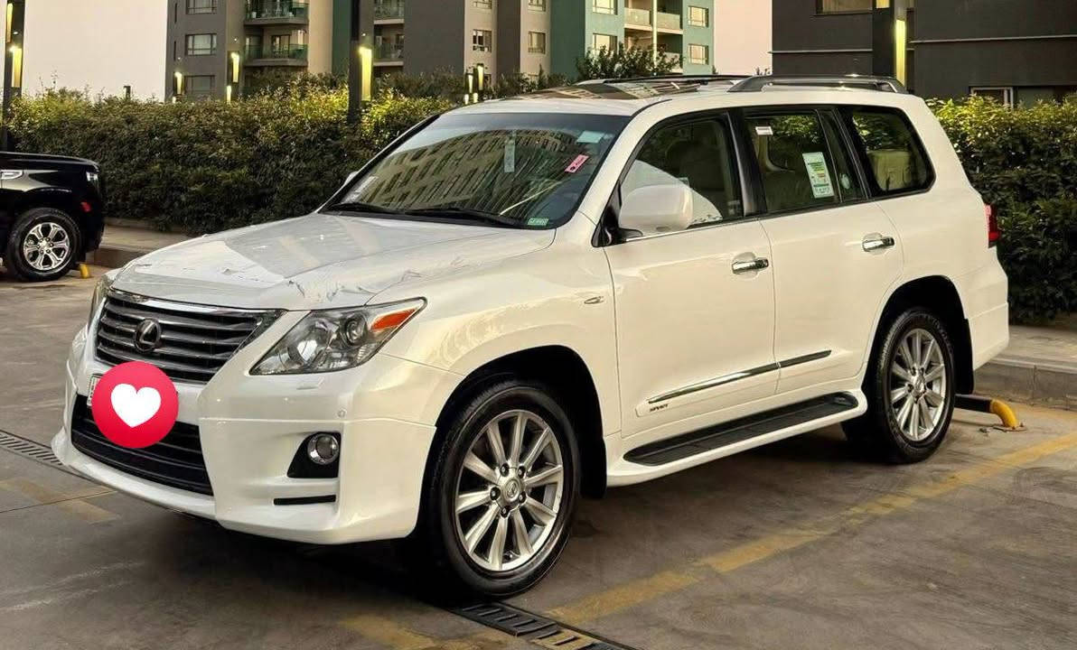 لكزس LX 570 • ٢٠١٠ • ١٦٠٠٠٠
