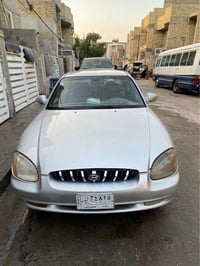 سوناتا منغولي • ٢٠٠٠ • مصبوغة