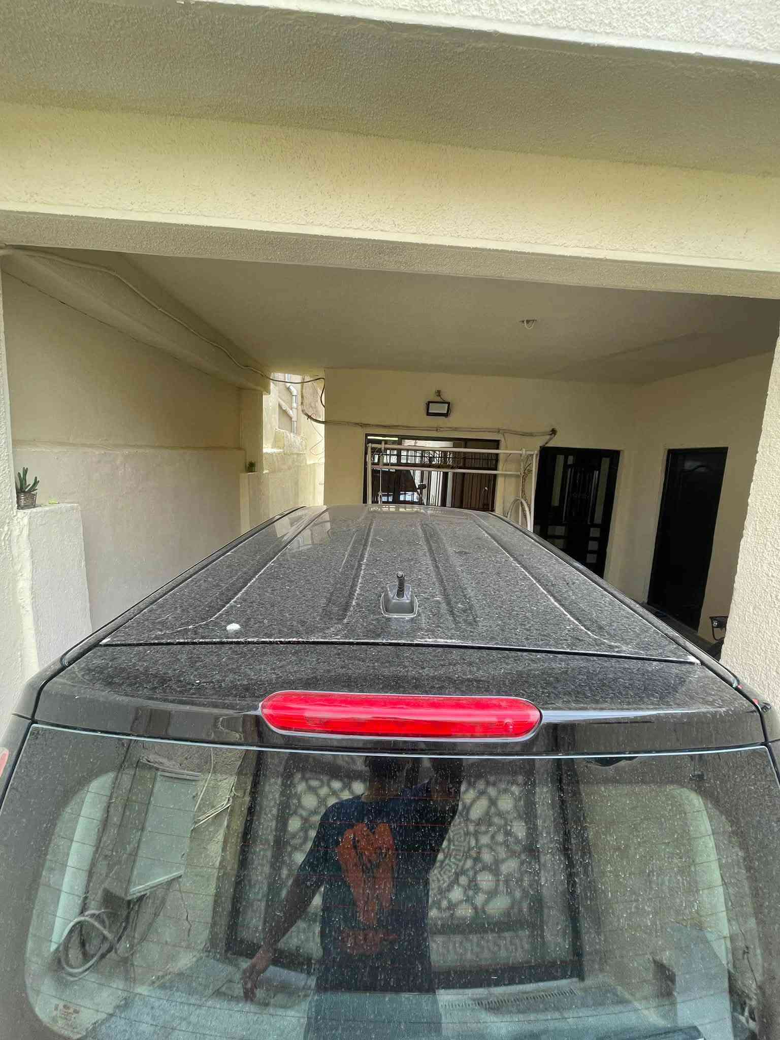 السلام عليكم
كيا سول (Kia Soul) موديل مميز - نظيفة جداً وبحالة ممتازة
 الموديل / المواصفات: (اكتب الفئة مثلاً: فئة S أو المواصفات المتوفرة عندك)
 اللون: أحمر مع سقف أسود مميز 🔴⚫
 اللوحة: ديالي خصوصي
 الحالة: جاهزة وما تطلب شي، استخدام نظيف ومحافظ عليها، تبريد وميكانيك بحالة ممتازة.
📍 المكان: بغداد
📞 للتواصل والاستفسار: (***********) أو مراسلة على الخاص.
