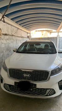 سورنتو ٢٠١٩ وارد خليجي مكفول الكير والمكينه  ماشيه ١٨٦ الف  مكينه ٣.٦ ...