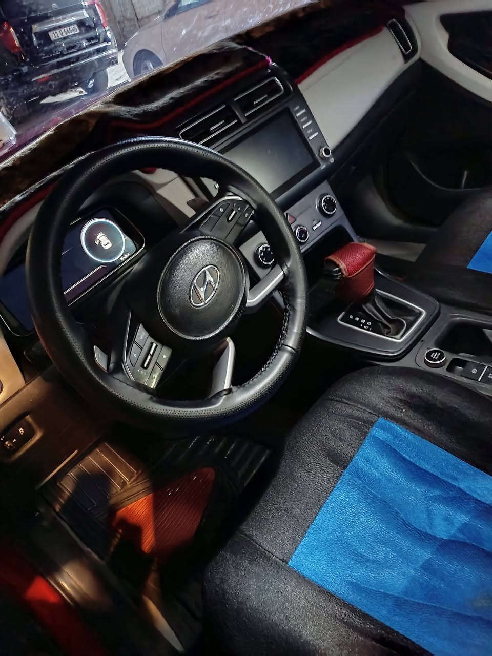 هونداي كريتا للبيع
خليجي 
كامل  مواصفات 
2024
***********
