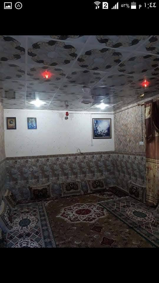 #للبيع بيت مناسب جدا
التفاصيل :
زراعي ال معالي ١٠٠م 
قرب الجسر
فيه براني وغرفة ومطبخ وصحيات عكادة
السعر ١٢ قابل للتفاوض 
للاستفسار اتصل او واتساب الرقم
***********

نص مكتوب في الصور:
- ابو كرار المعالي نشط منذ ١٧ دقيقة