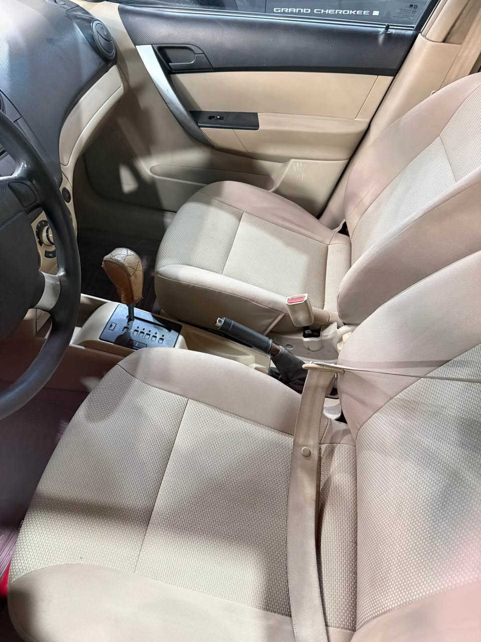افيو • ٢٠١١ • ١٢٠٠٠٠ كم