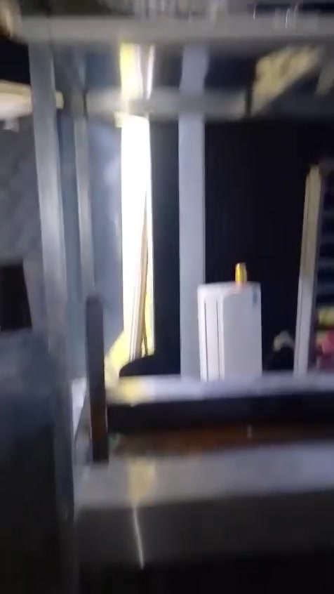 شوايه كص فحم شغل درجة اولى غير مستعمله جديدة بغداد الحرية *********** السعر ٥٠٠ الف اكرر عمل جيد وغير مستعمله
