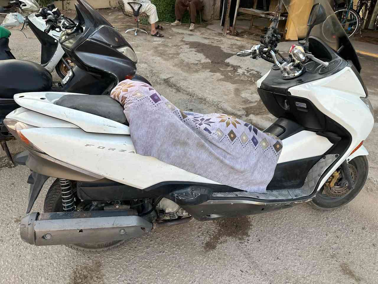 فورزه صفر 10 s7 اربع تحويلات ABS

دراجه شغاله بس مبكنه صوته من جه الكلجات 

اوراق ضايعه اتكفلك واتكاتب 

ابيع على وضعه 

سعر 750 مجال بسيط

مكانه بابل المسيب

تواصل واتس او اتصال رقم ***********
